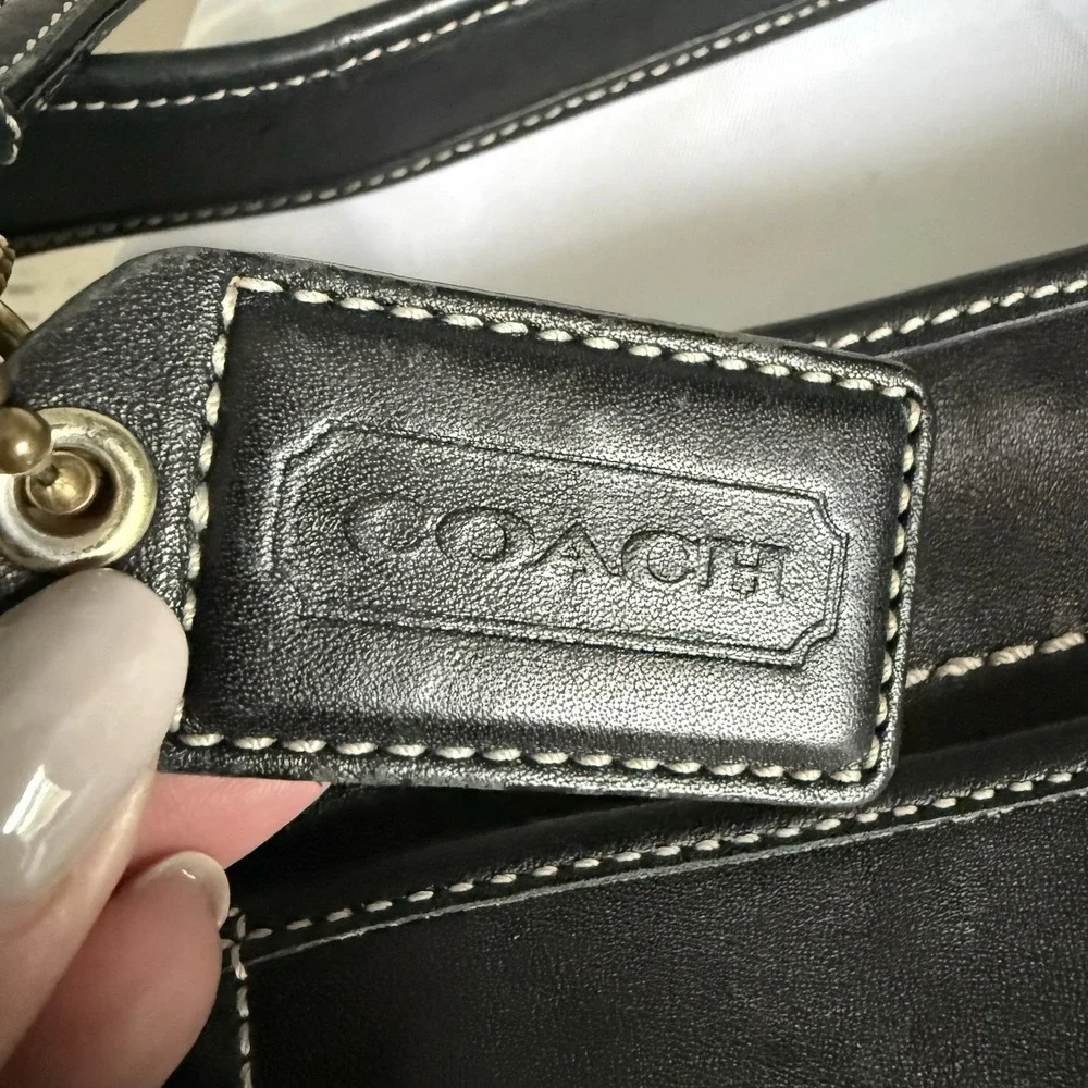COACH Ergo Black Leather Crescent Shoulder Bag Purse Handbag Y2K